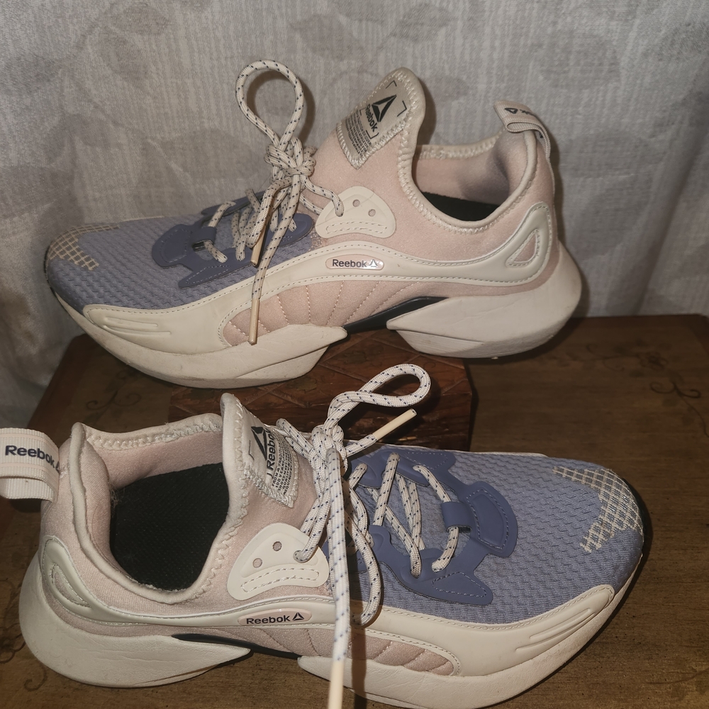 Reebok Women's Blue and Cream Sneakers